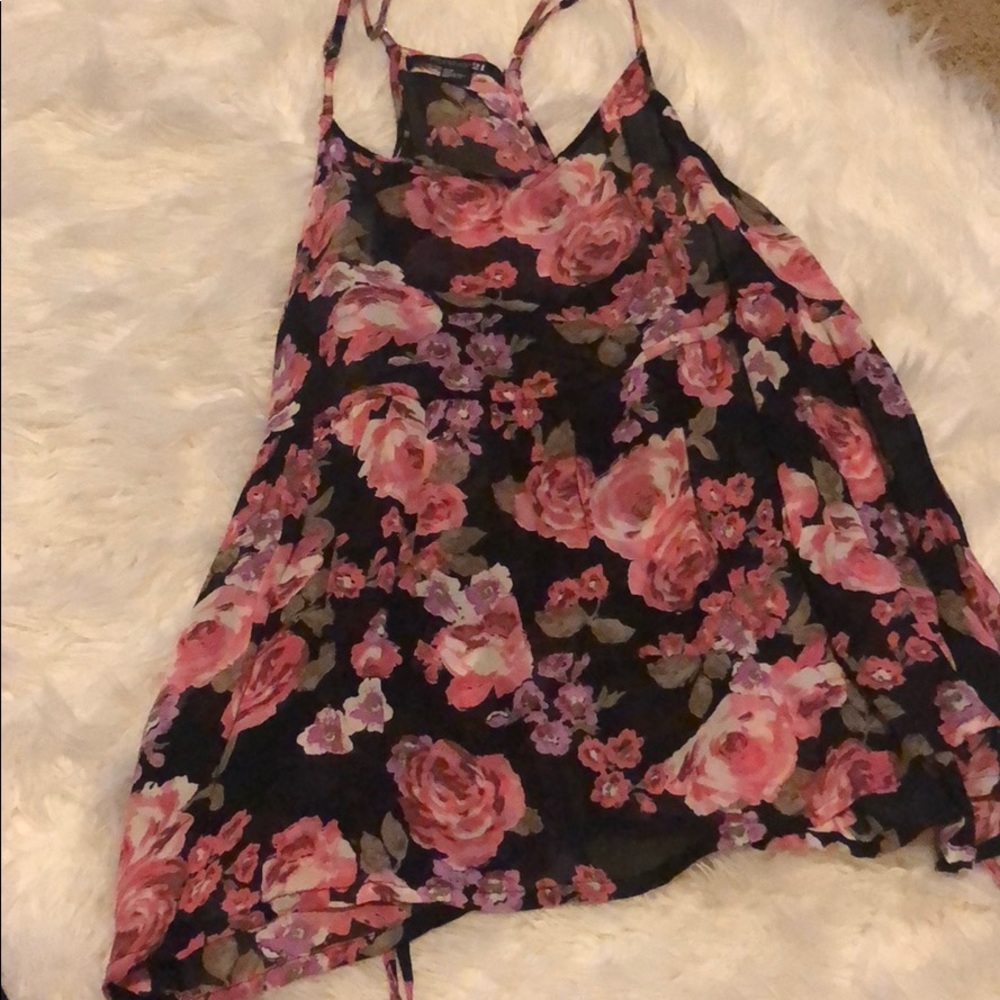 Black lightweight tank